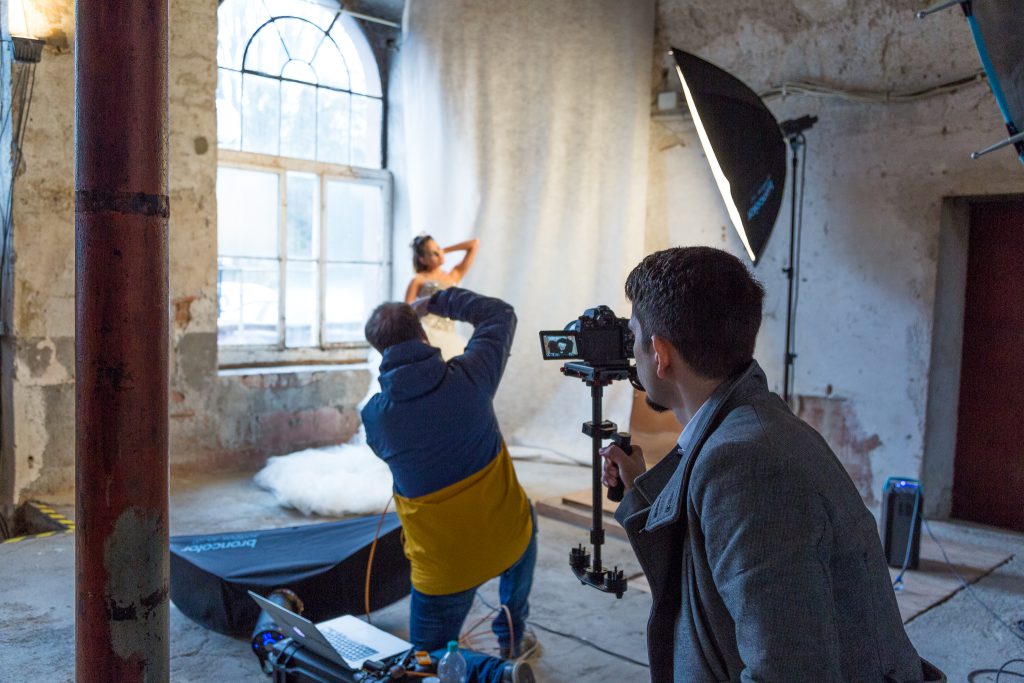 Brautmode Photoshooting in der Kulturkathedrale