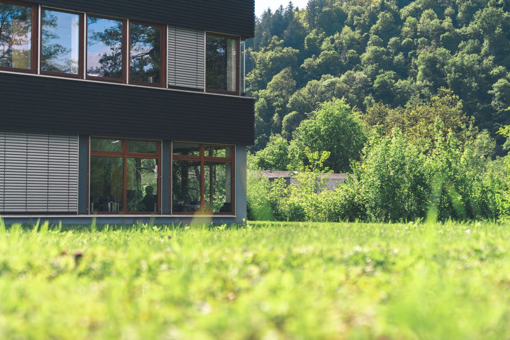 Arbeiten und Leben mitten im Grünen